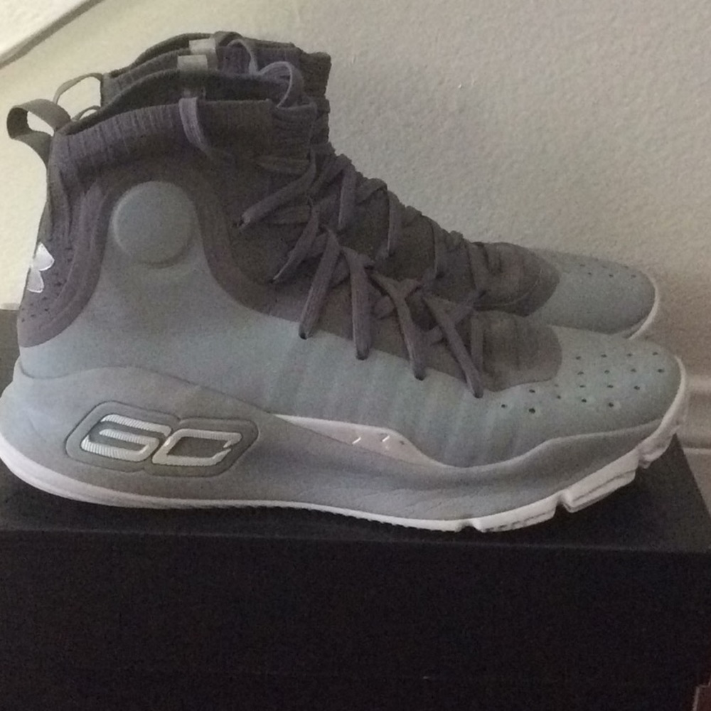 Under Armor Curry 4